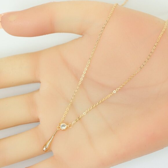 "Minimalist Rose Gold Plated Necklace with Crystal Drop, XPNL0148 - Picture 7 of 13
